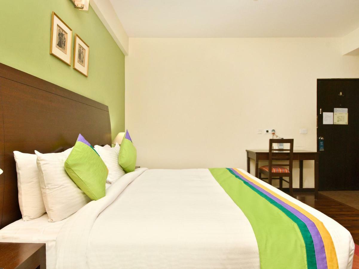 Treebo Trend Sterling Suites Inn Bangalore Exterior photo